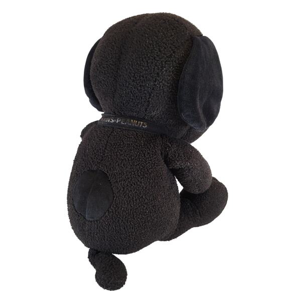 KAWS x Peanuts Snoopy Black Plush 20" Uniqlo Collab Limited Edition Stuffed Toy - Picture 6 of 16